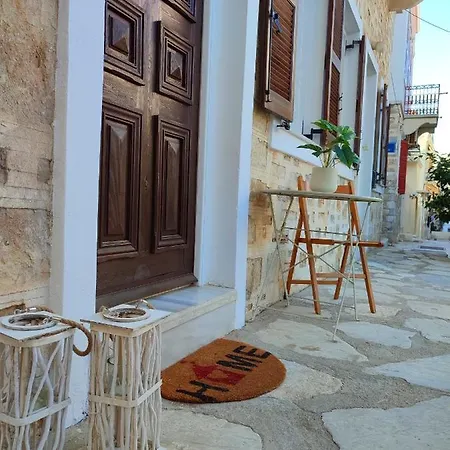Caesar Cozy Apartment In Ermoupoli Exterior photo